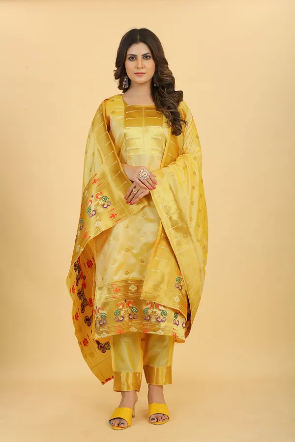 Cream_Colour_Paithani_Suit_Unstitch_Fabric_with_Dupatta